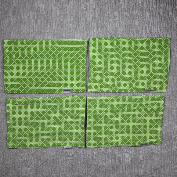 Waverly Table Runner and 8 Placemats Floral Pattern with Green Trim - Picture 9 of 16